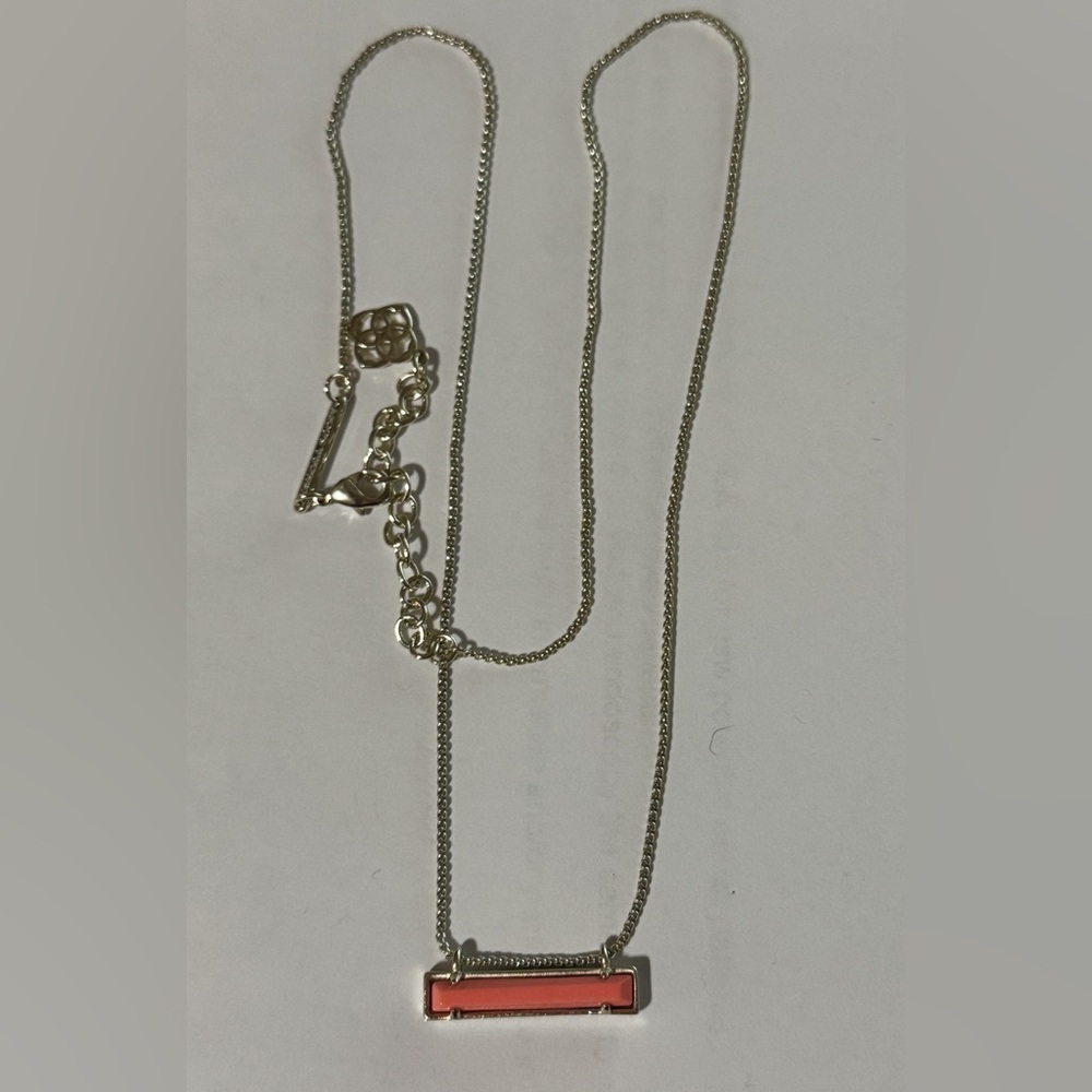 Kendra Scott Leanor necklace